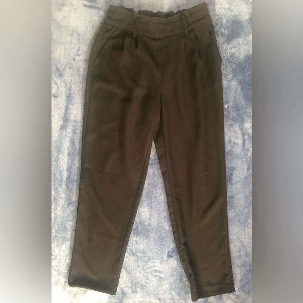 Azalea pull on elastic waist black trouser pants in size S